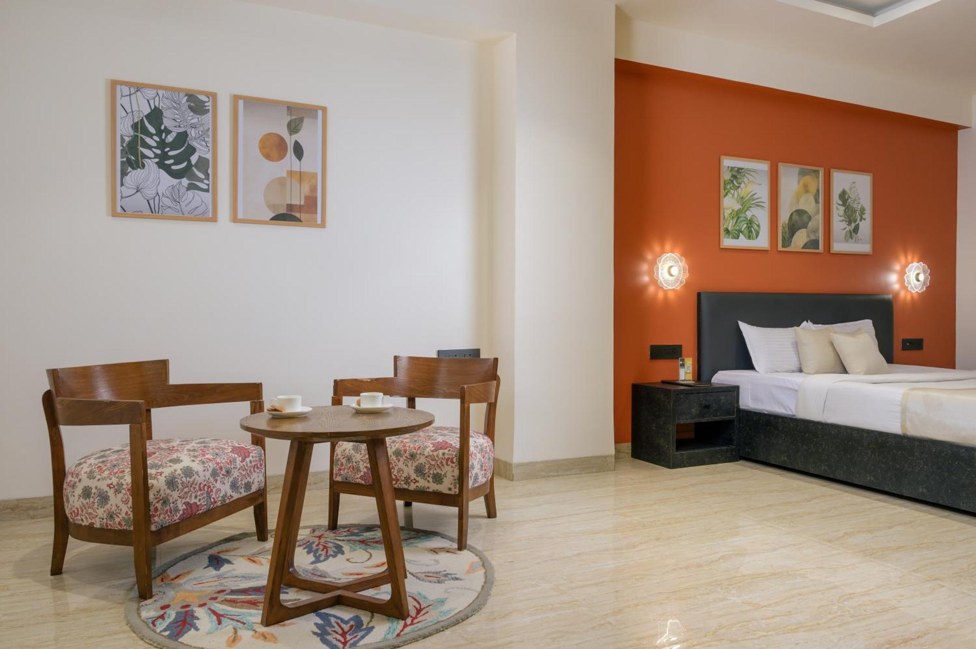 The Grand Neelam Hotel Raipur  Exterior photo